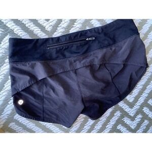 Lululemon Speed Up shorts